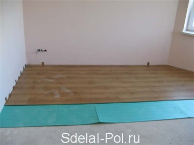 Подложка их хвойного дерева Подложка их хвойного дерева