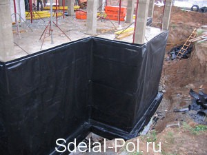 Гидроизоляция фундамента полиэтиленовой пленкой Гидроизоляция фундамента полиэтиленовой пленкой