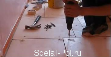 Фиксирование фанеры дюбелями Фиксирование фанеры дюбелями